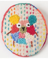 Tomomi Mimura - Animal Broach - Mosaic Darning Embroidery Kit - Usagi (Rabbit) and Kuma (Bear)