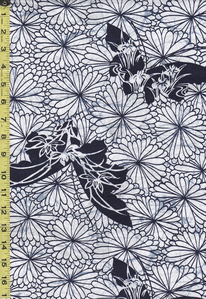 Yukata Fabric - 832 - Butterflies & Kiku (Mums) - White
