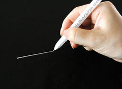 Notions - Clover Air Activated - Iron Off - Marking Pen (Fine) # 517 - White