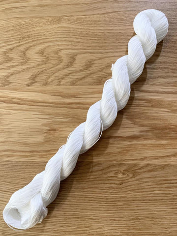 *PFD - Daruma THIN weight 20/4 - White Sashiko Thread - Prepared for Dyeing - 100% Cotton - SINGLE SKEIN