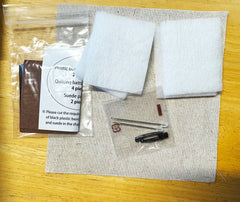 Tomomi Mimura - Animal Broach - Mosaic Darning Embroidery Kit - Usagi (Rabbit) and Kuma (Bear)