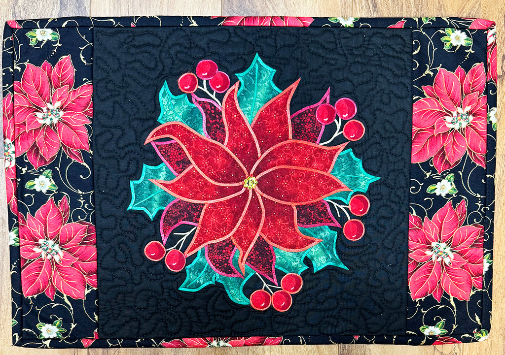 *Quilt - Placemat Poinsettia - Black & Red