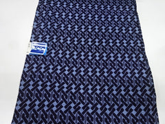 Yukata Fabric - 668 - Interlocking Chain Link - Indigo & Blue