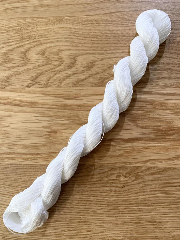 *PDF - 170m THIN weight 20/4 - White Sashiko Thread - Daruma Prepared For Dyeing Japanese Cotton SASHIKO thread - SINGLE SKEIN